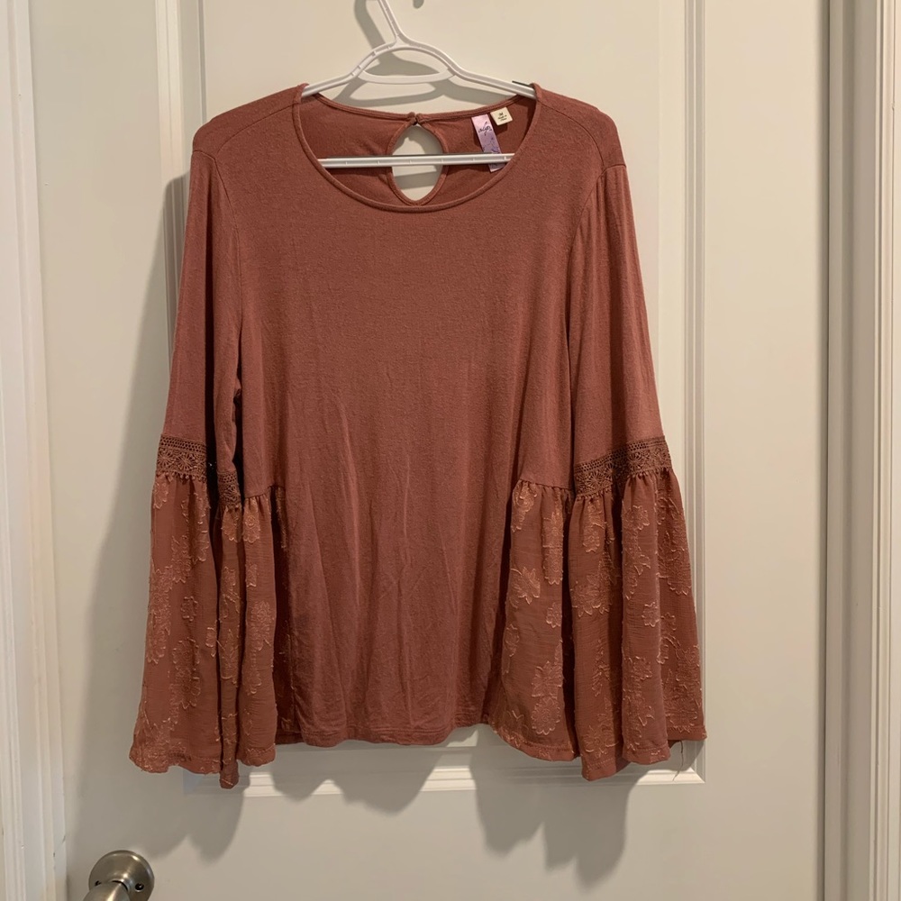 long sleeve blouse